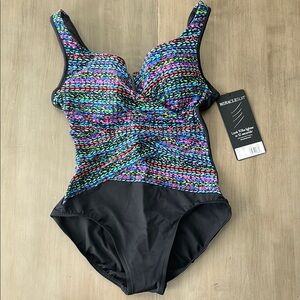 Miraclesuit Women's Multicolor Swimsuit size 10